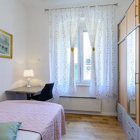 Apartamento Bird Lamp Luxury Bacvice,