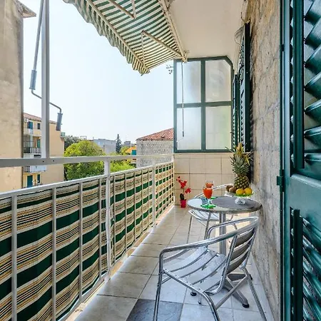 Apartamento Bird Lamp Luxury Bacvice, Split