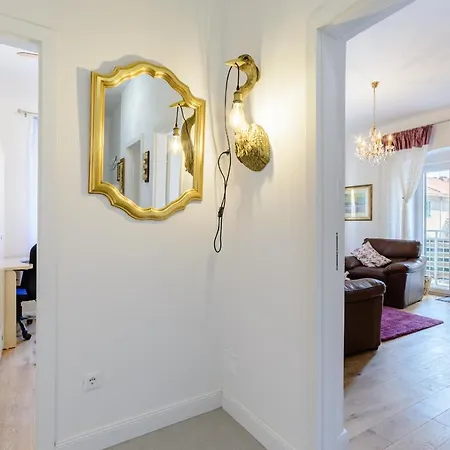 아파트 Bird Lamp Luxury Bacvice, *