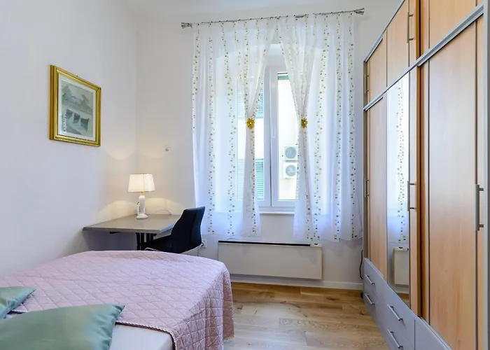 Apartman Bird Lamp Luxury Bacvice,