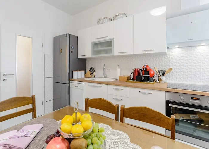 דירה Bird Lamp Luxury Bacvice,