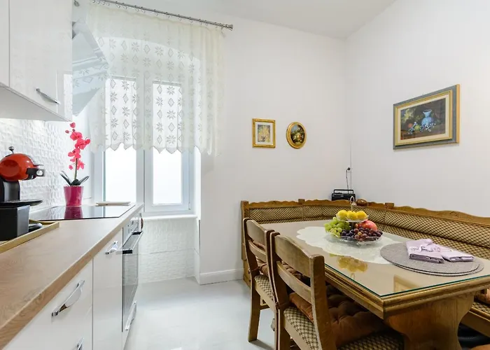 Apartman Bird Lamp Luxury Bacvice, *