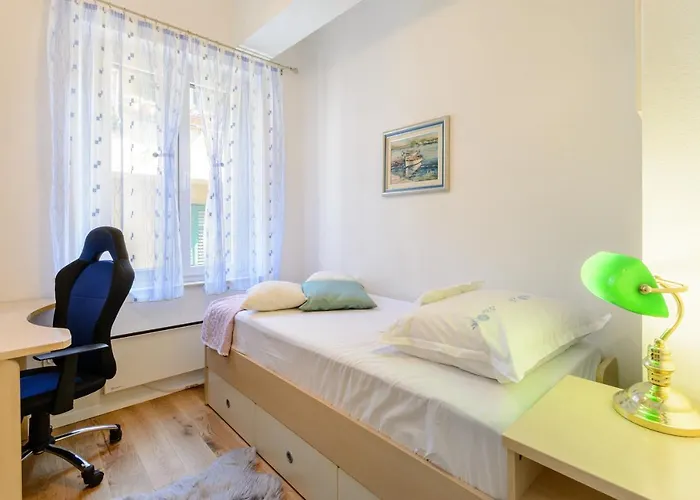 Apartman Bird Lamp Luxury Bacvice, *