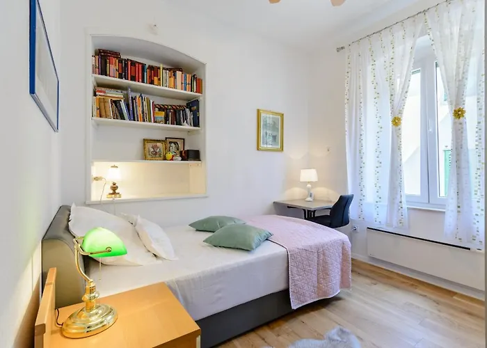 Bird Lamp Luxury Bacvice, Split