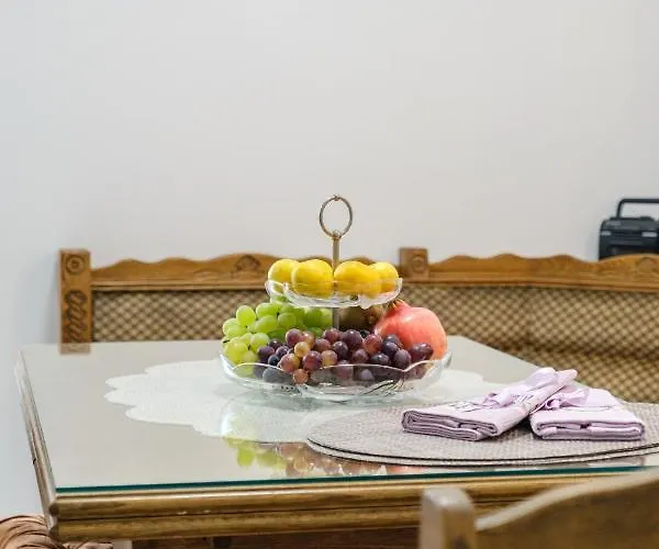 Bird Lamp Luxury Bacvice, Διαμέρισμα