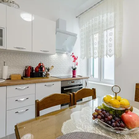 Appartement Bird Lamp Luxury Bacvice, *